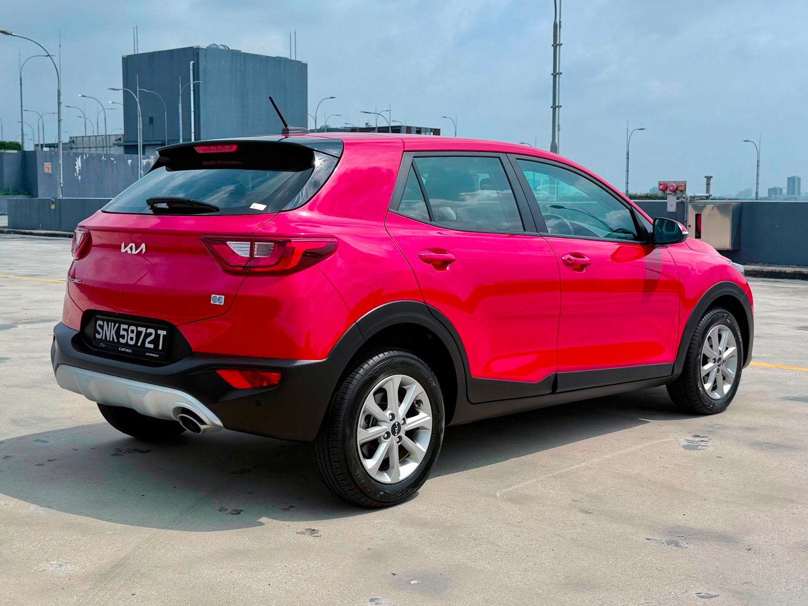 Kia Stonic 1.0 MHEV photo 2